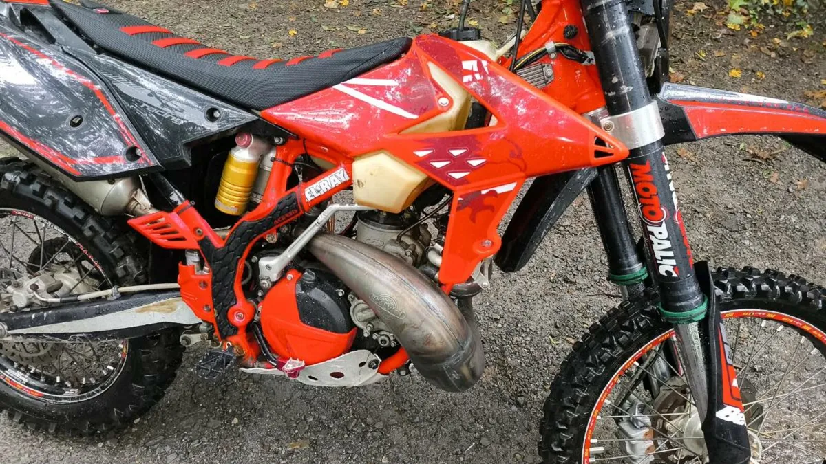 Beta 300RR road reg taxed - Image 2
