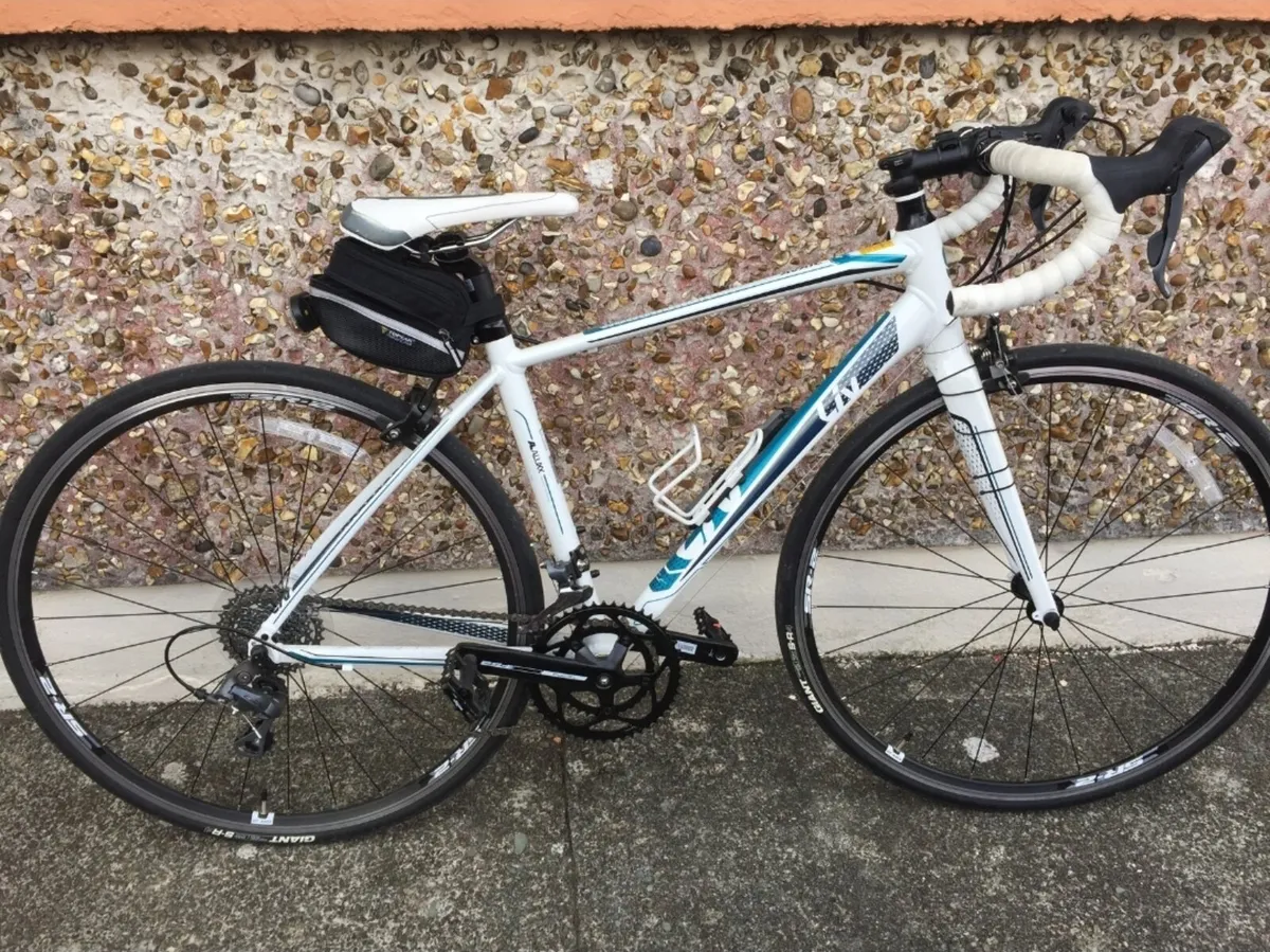 GIANT Liv Avail 4 bicycle Ladies - Image 1