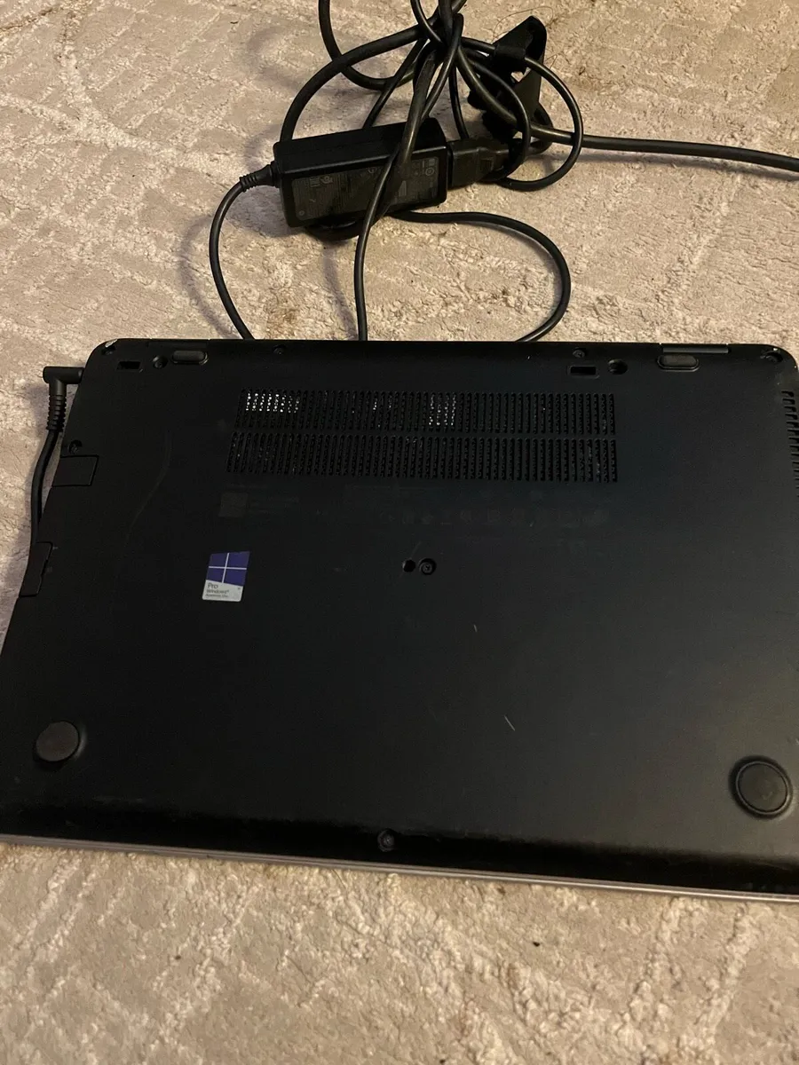 HP i5 7gen laptop - Image 3