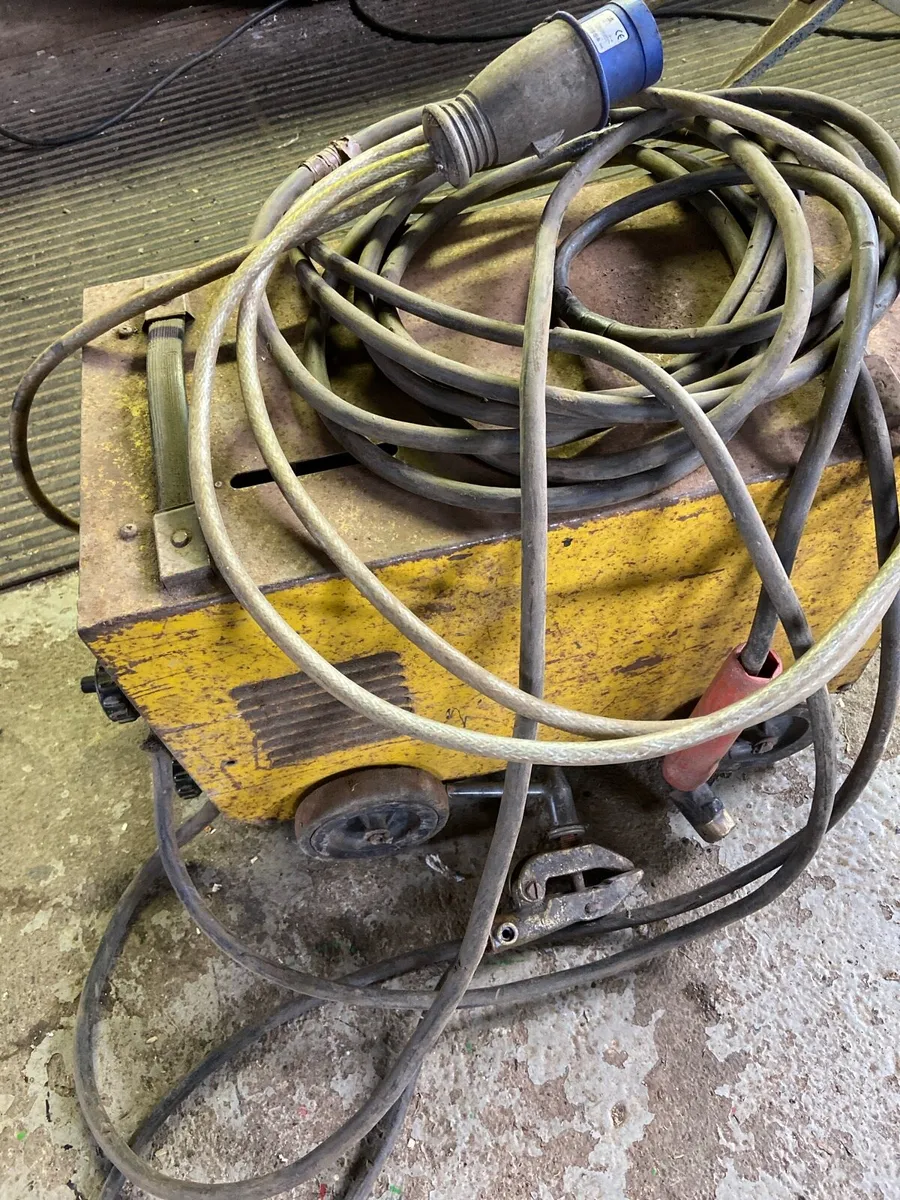 CEA single phase welder - Image 2