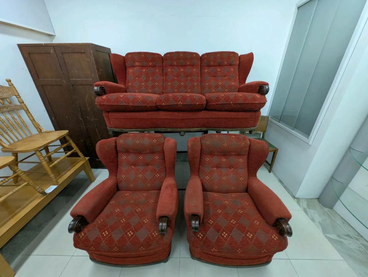 Three piece suite