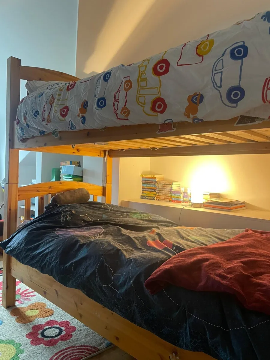 Bunk bed - Image 1