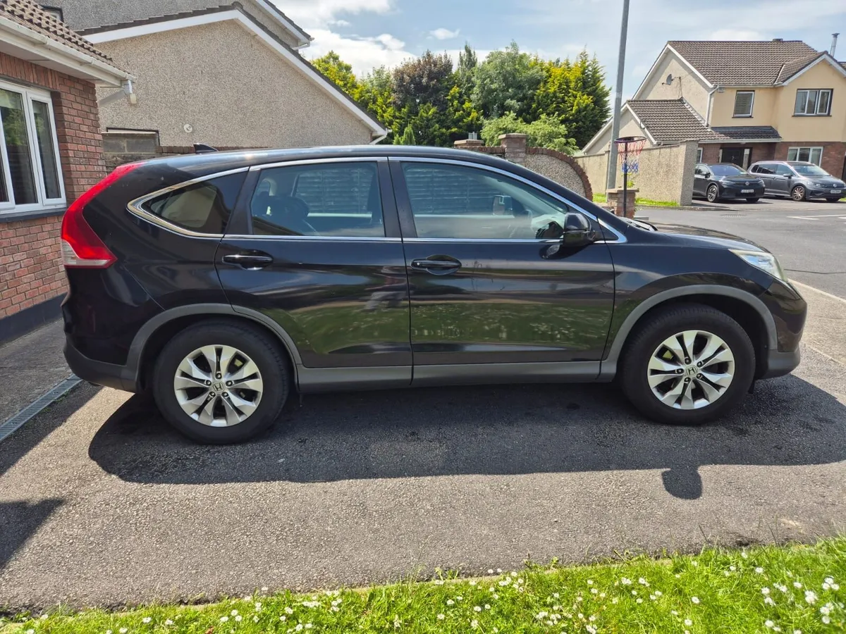 Car - Image 4