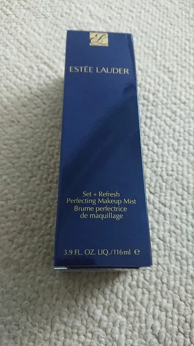 Estee Lauder Perfecting Set + Refresh Makeup Mist - Image 1