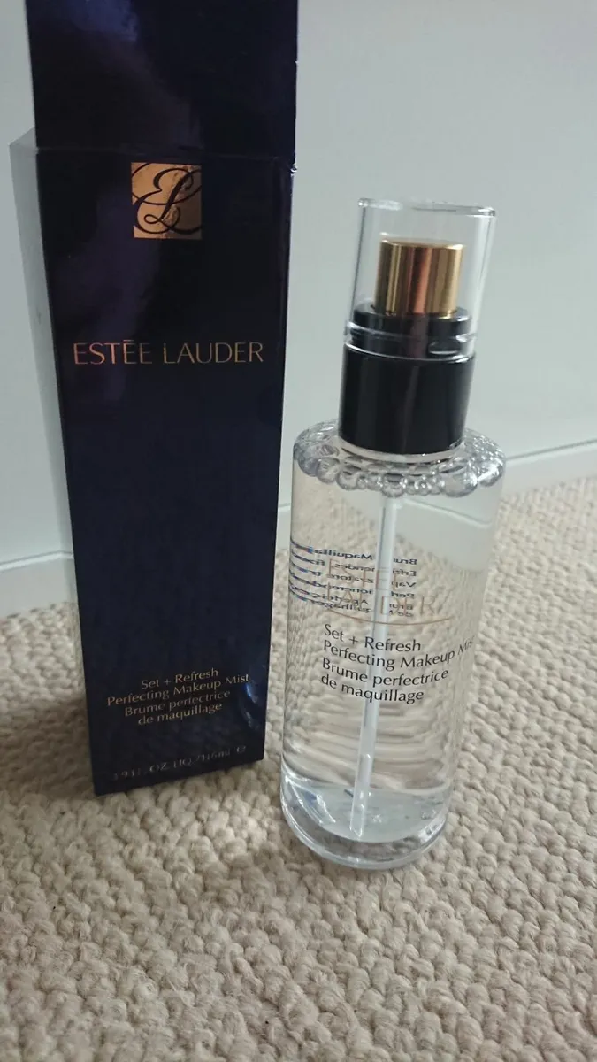 Estee Lauder Perfecting Set + Refresh Makeup Mist - Image 4