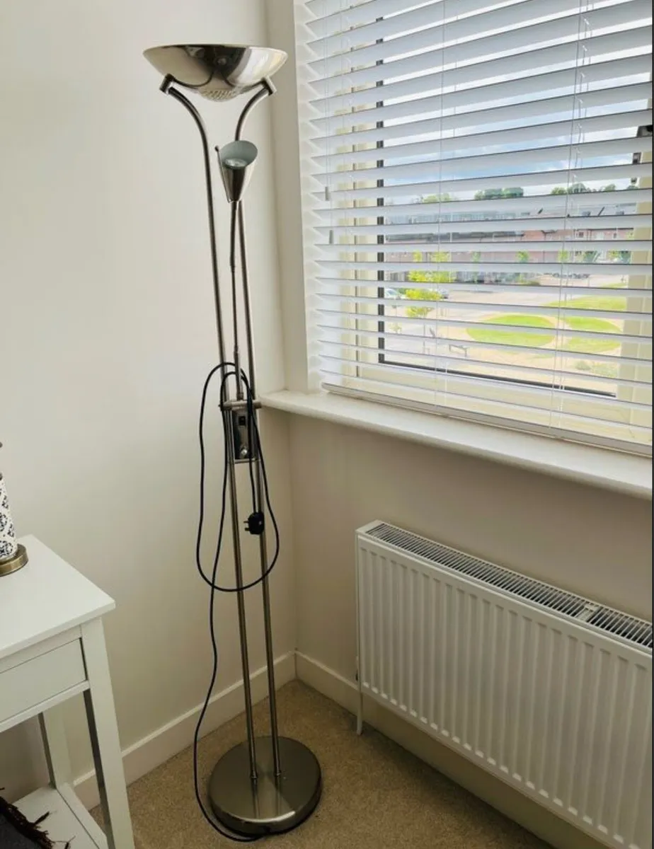 Floor lamp - Image 1