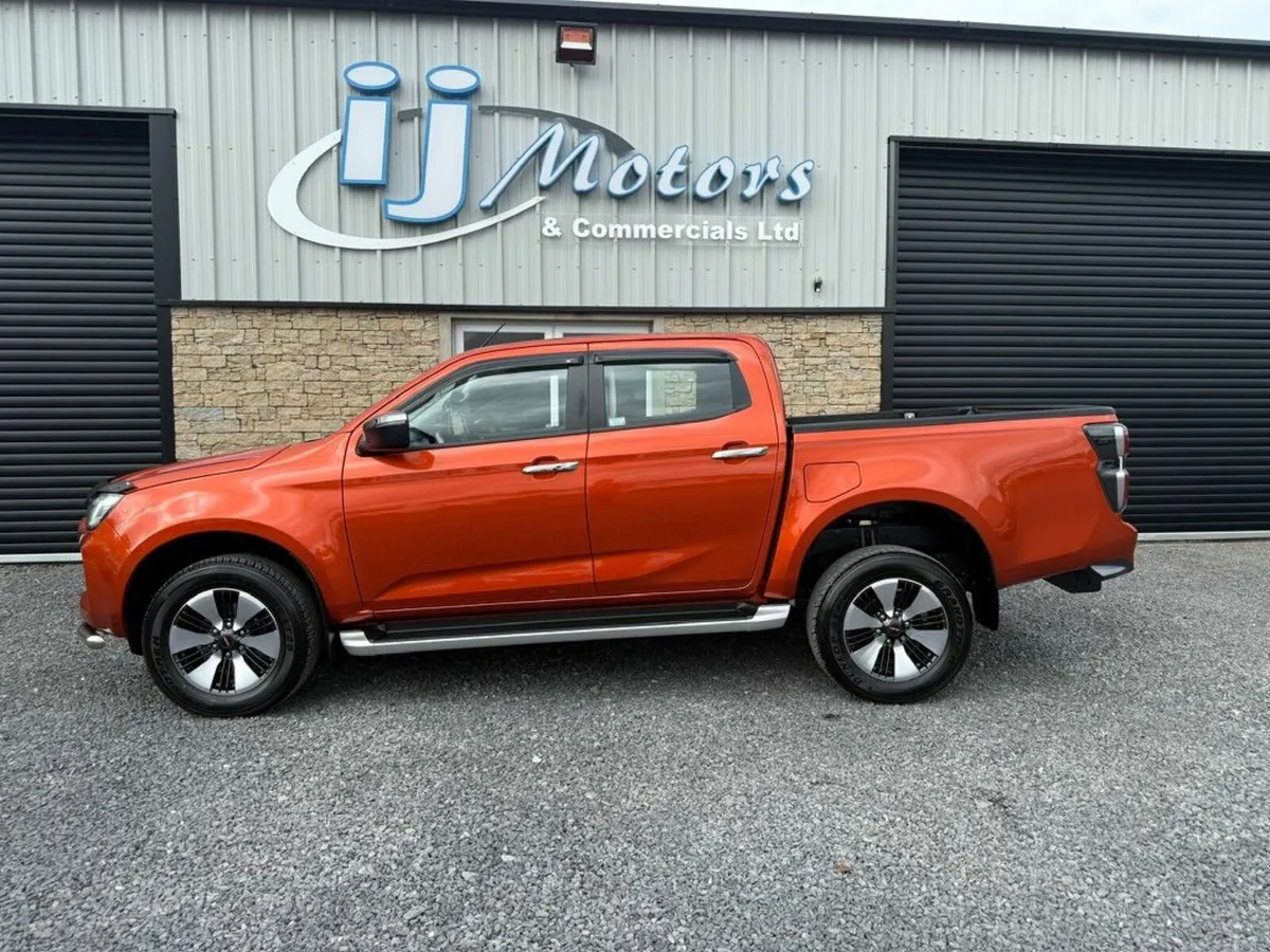 21 ISUZU D-MAX 1.9 DL40 4X4 - Image 4