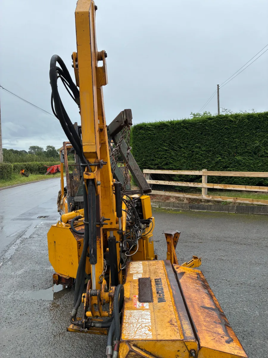 Mc Connel PA 2050 hedgecutter - Image 1