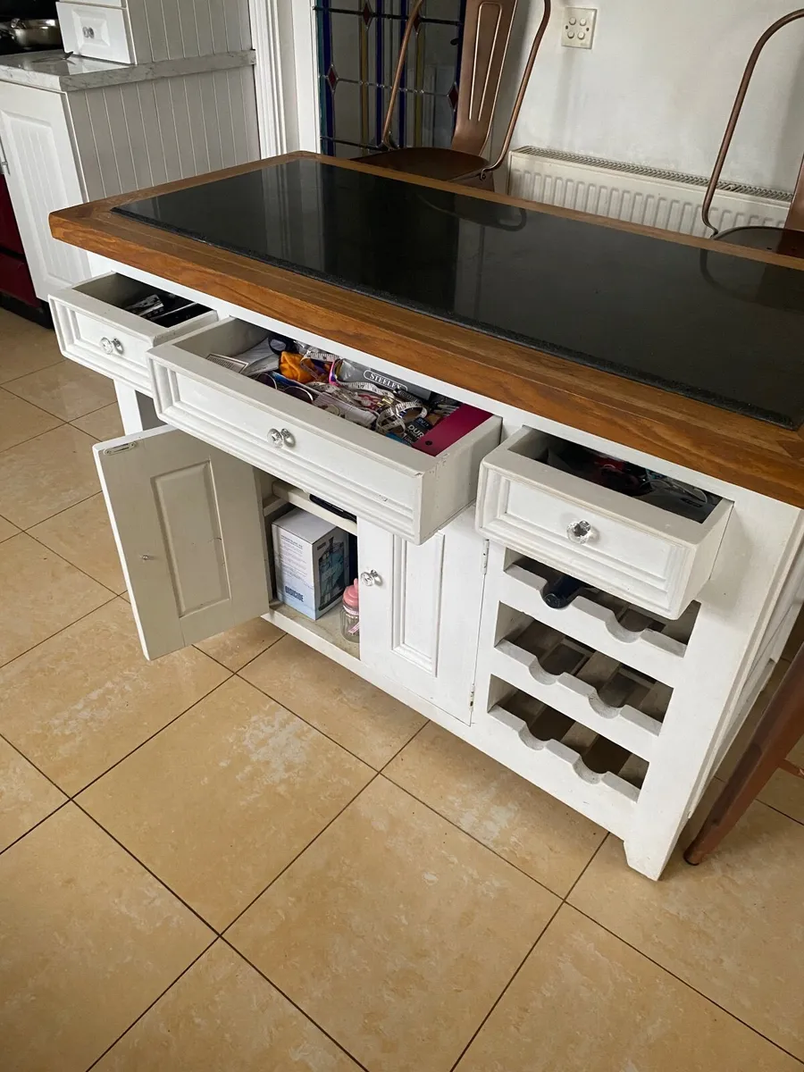 Kitchen island - Image 3