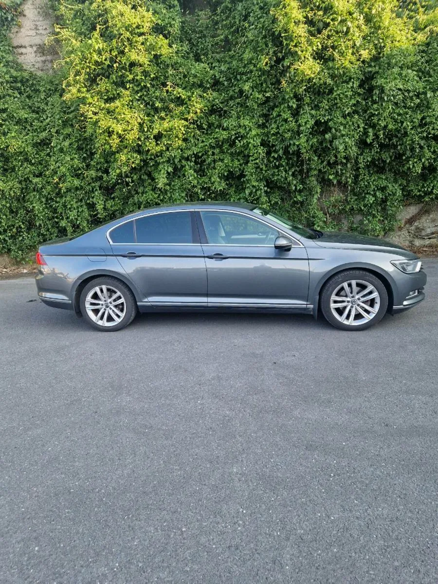 2015 VW PASSAT 1.6 TDI HIGHLINE - Image 1