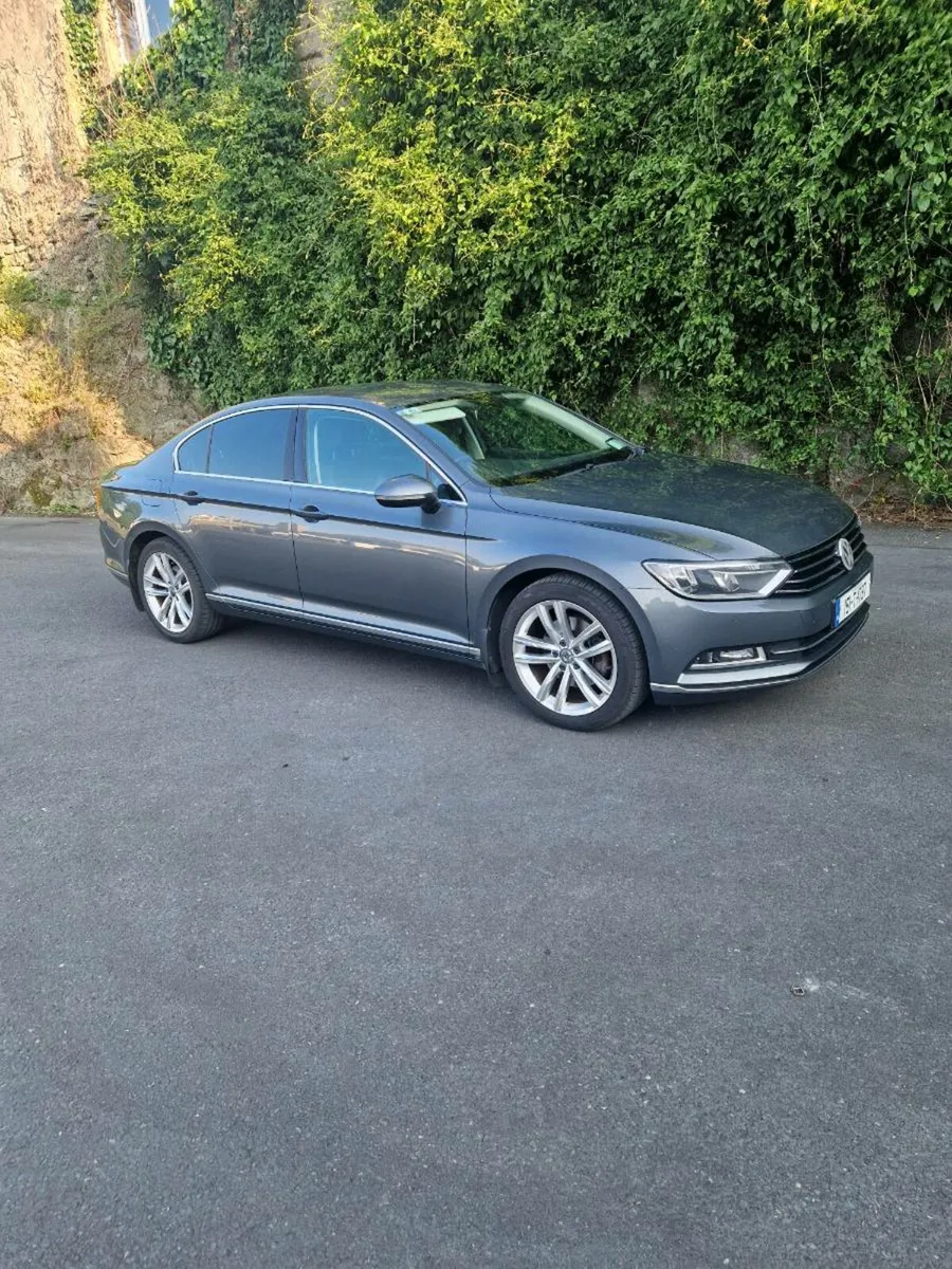 2015 VW PASSAT 1.6 TDI HIGHLINE - Image 2