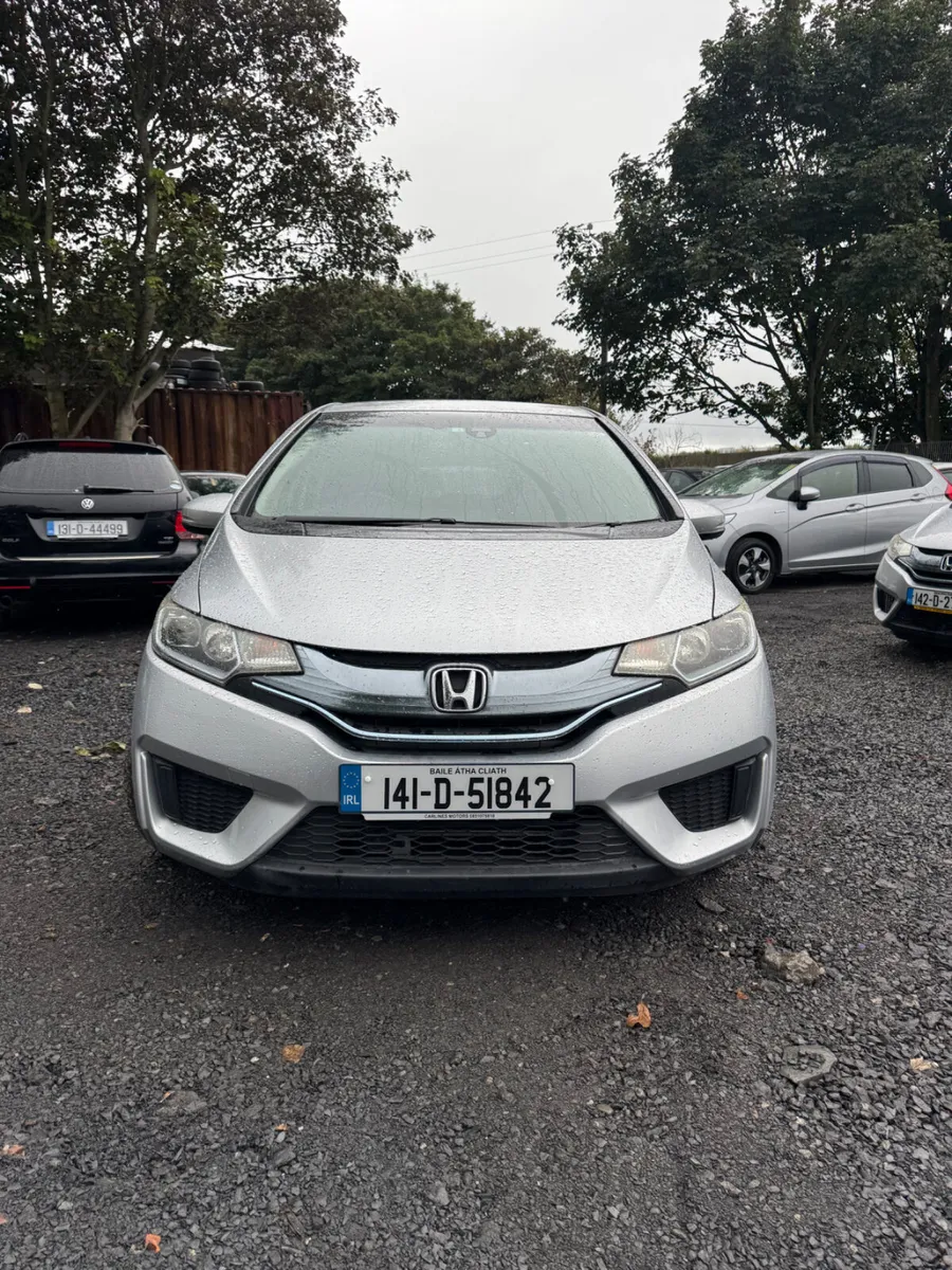 Honda Fit Hybrid Automatic - Image 4