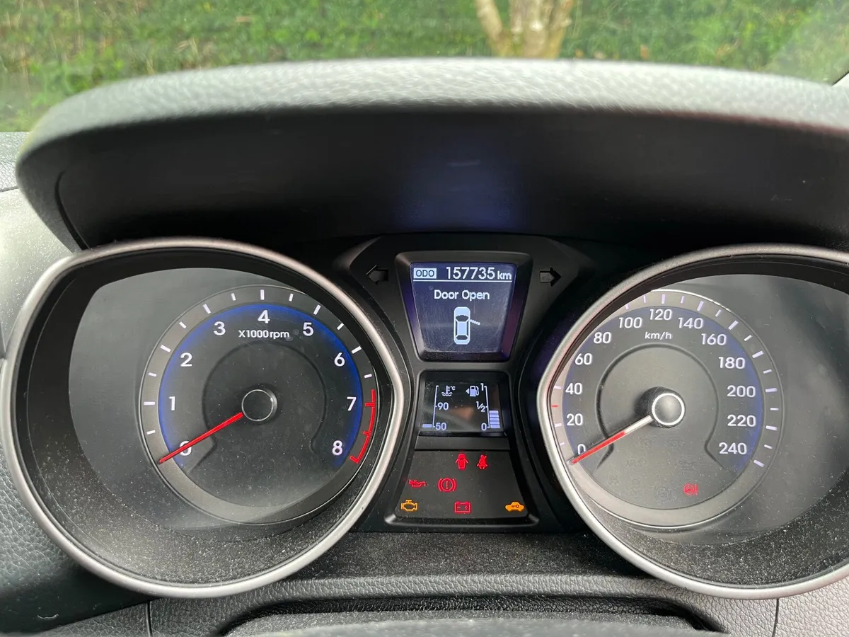 Hyundai i30 2013 - Image 2