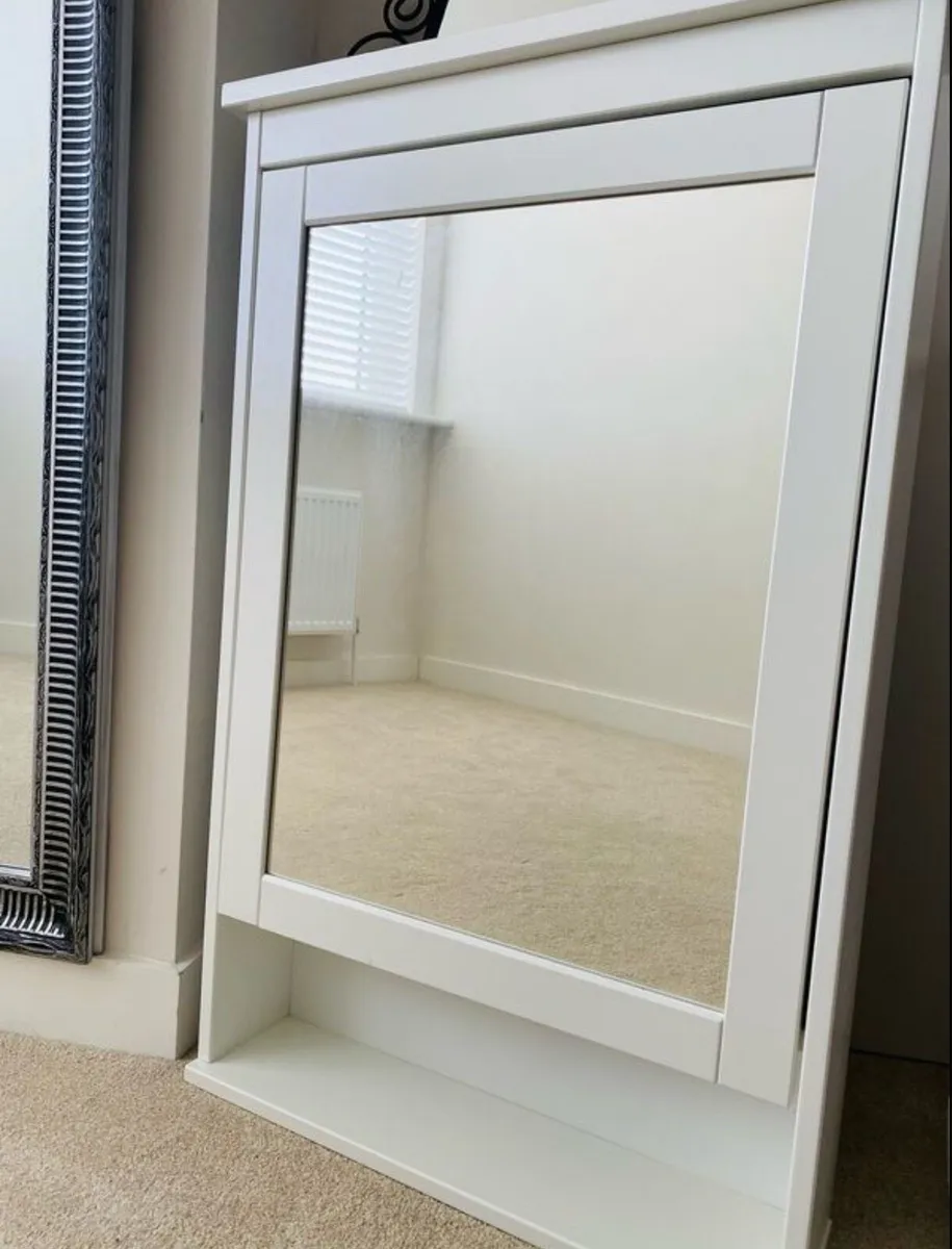 Mirror - Image 4
