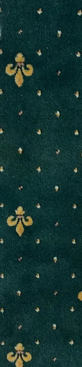 Green/Gold Fleck Carpet + Underlay- 11ft x 11 ft9" - Image 3