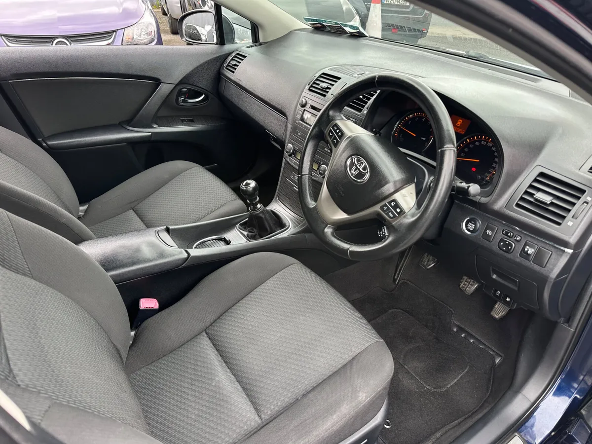 Toyota Avensis 1.8 Petrol NCT LOW KMS - Image 4