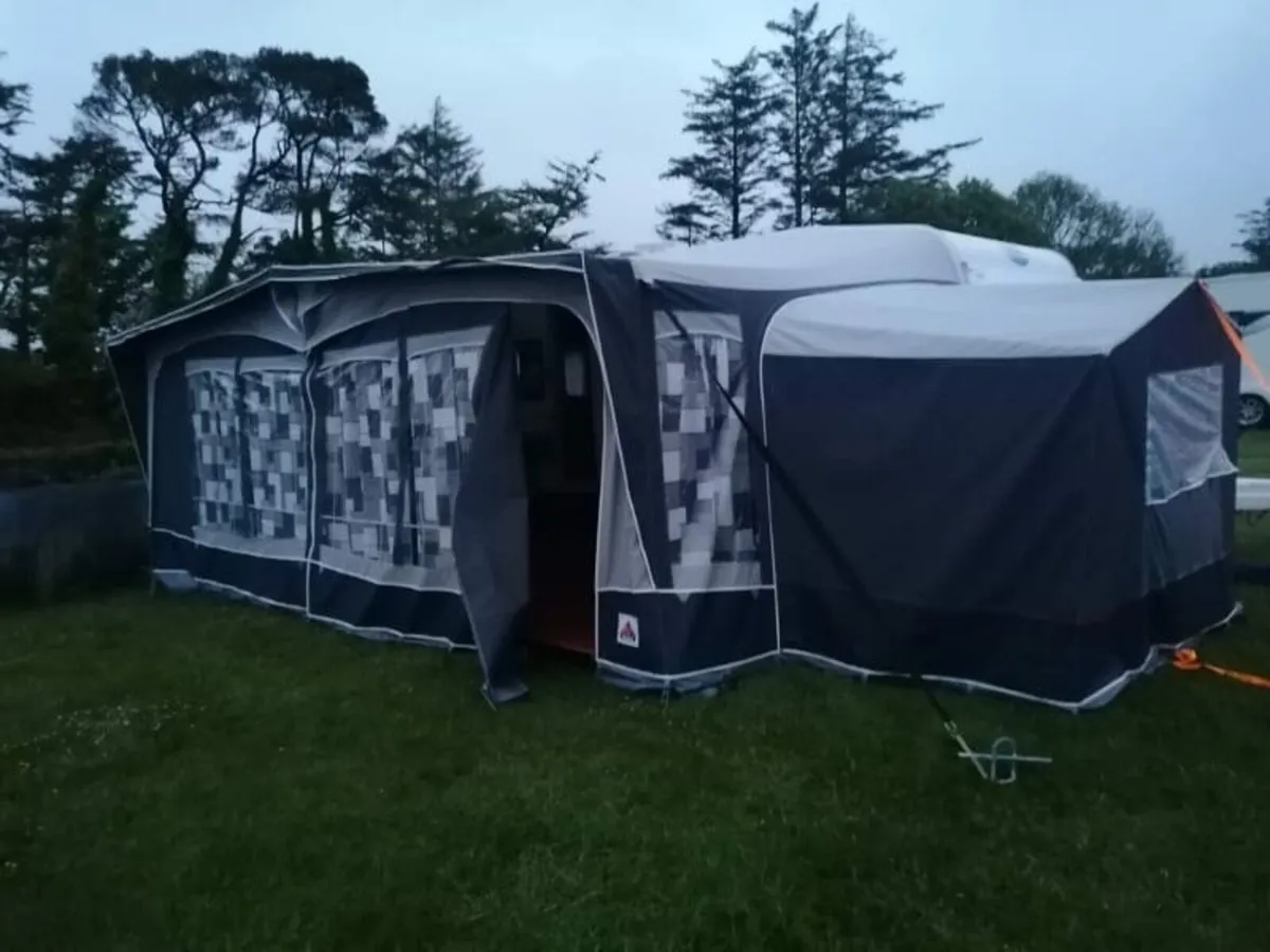 Dorema XL Caravan Awning - Image 1