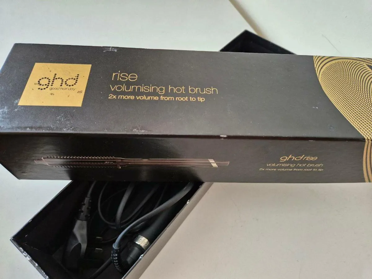 ghd Rise Volumising Hot Brush - Image 1