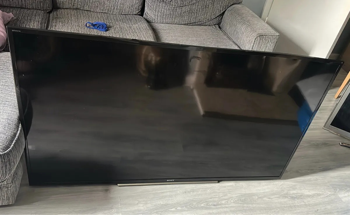 60 inch smart tv parts - Image 1