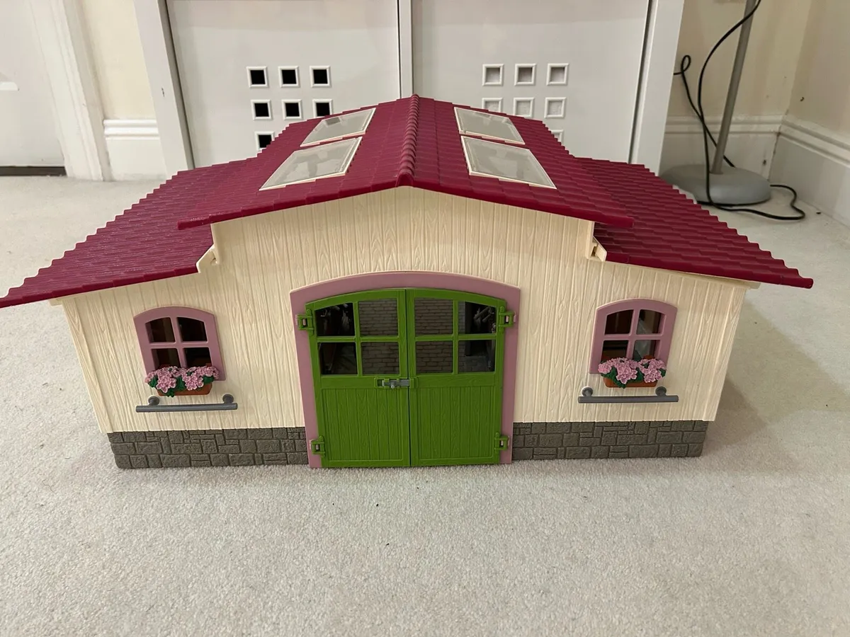 Schleich house and stable barn - Image 4