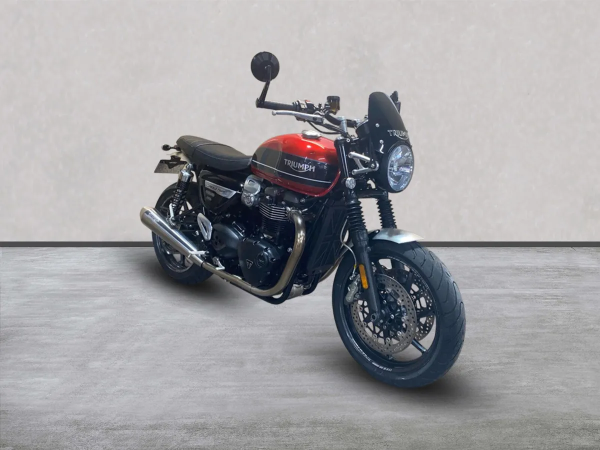 Triumph Speed Twin 1200 with Extras, NI Registered - Image 3