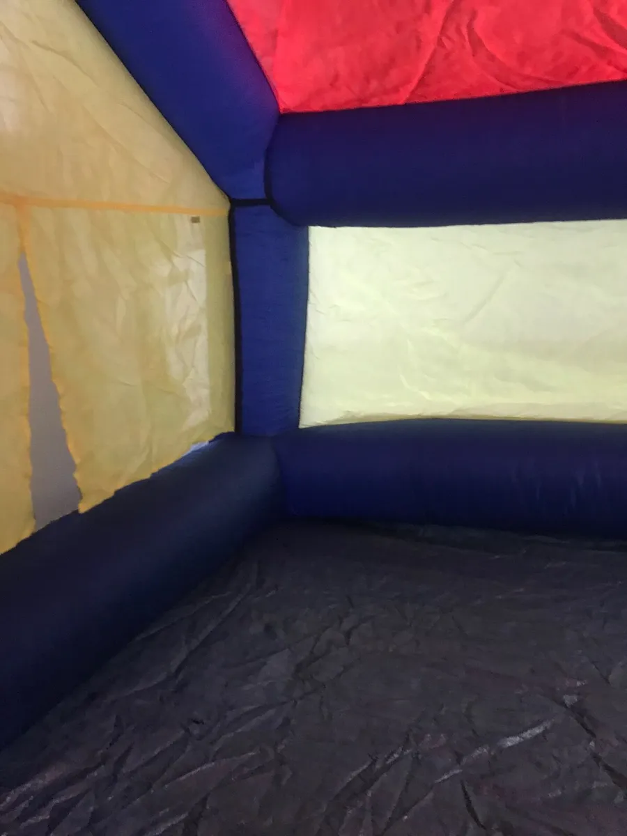 Inflatable kids tent - Image 4