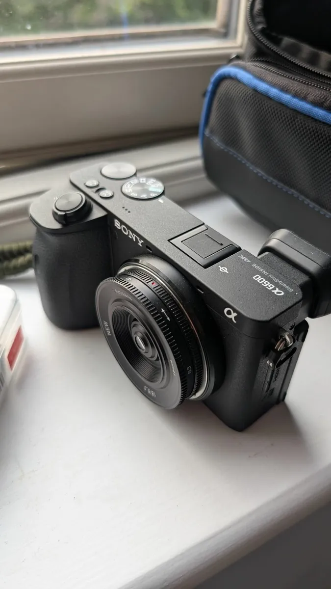 SONY a6600 Mirrorless Camera - Image 1