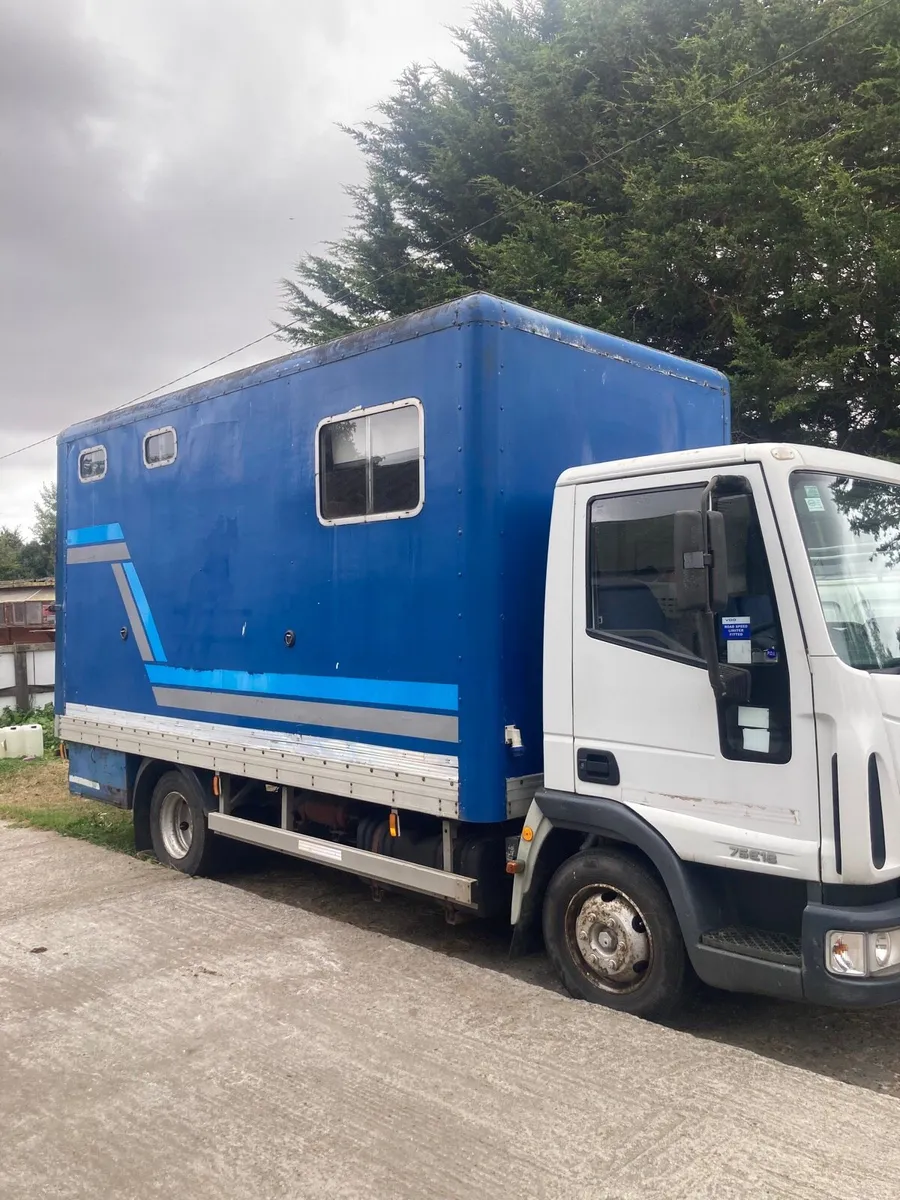 Iveco euro cargo Horse truck - Image 1