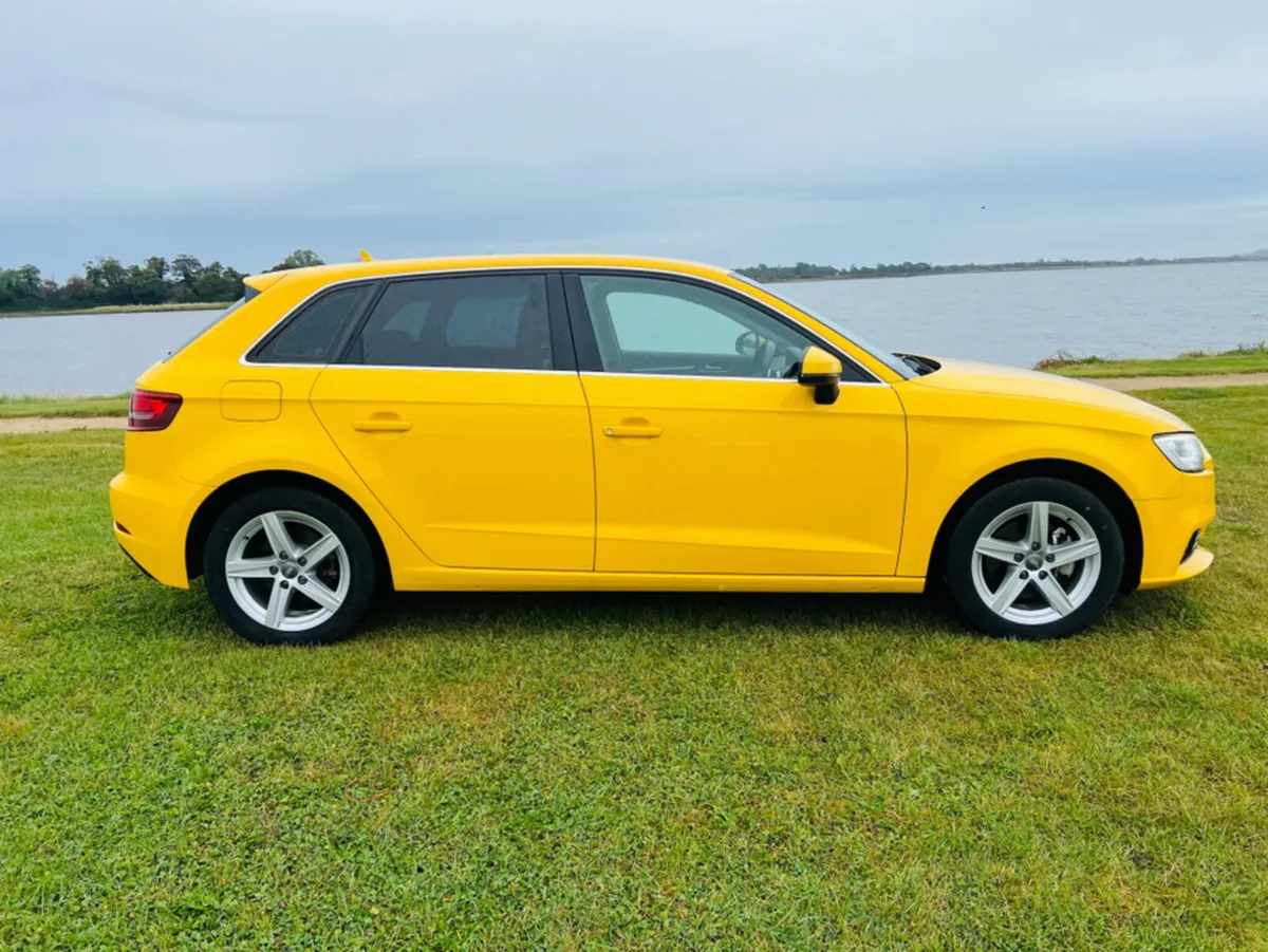 Audi A3 DIGITAL DASH//FINANCE AVAILABLE//STUNNING - Image 4