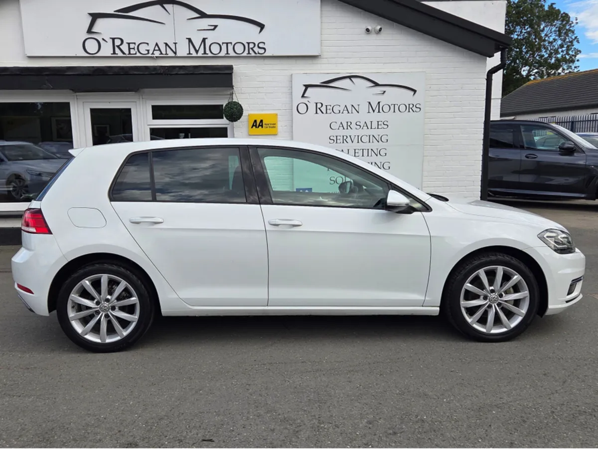 Volkswagen Golf 1.2 TSI COMFORTLINE TECH EDITION - Image 2