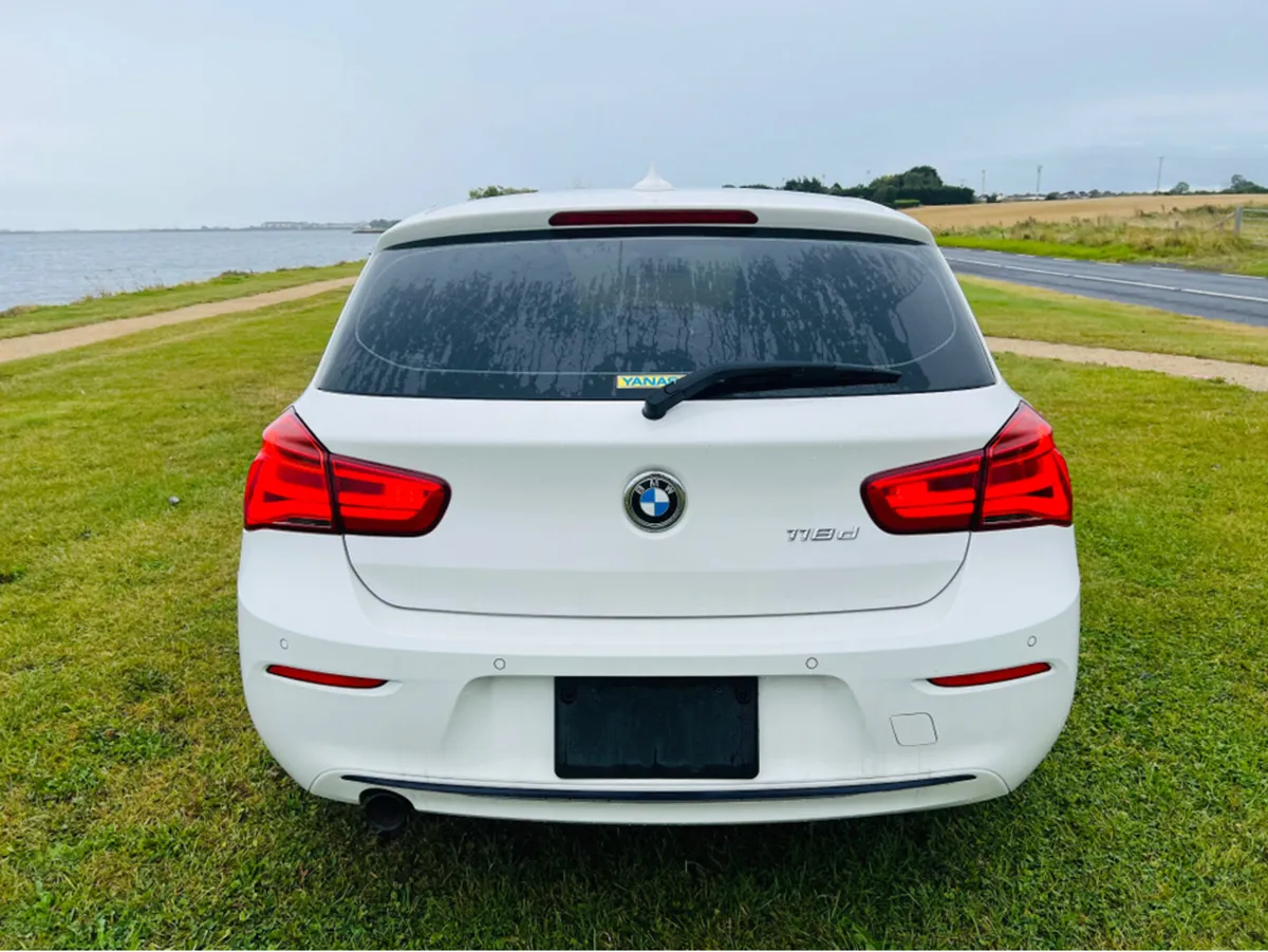 BMW 1-Series 118D  SPORT  2.0 litre Diesel Automat - Image 4