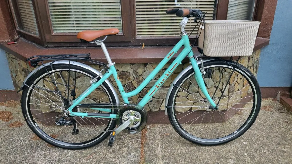 Woman bike Bianchi excellent - Image 1