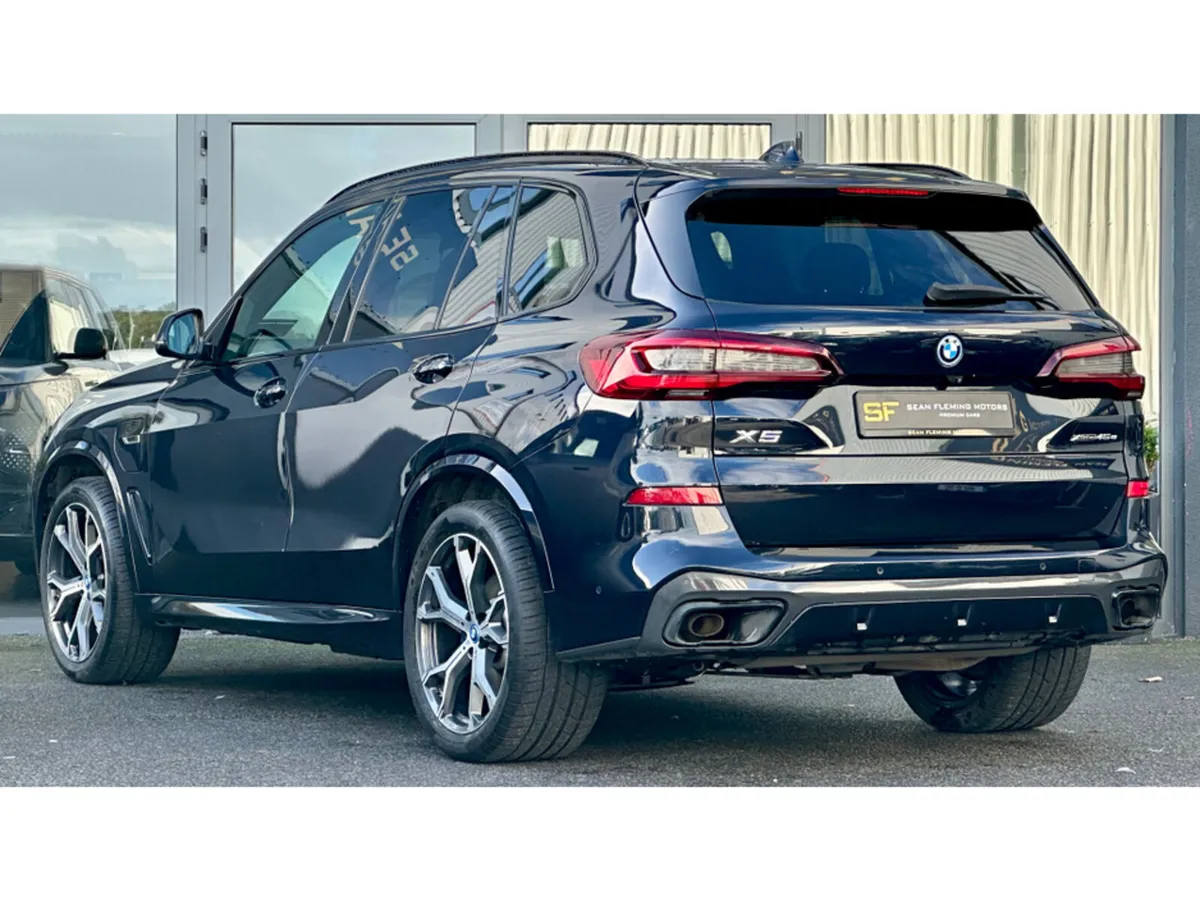 BMW X5 XDRIVE45E M SPORT AUTO - Image 3