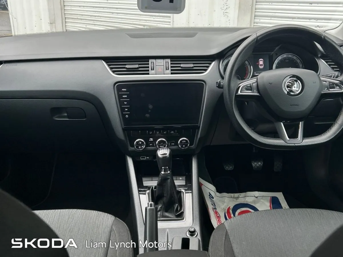 Skoda Octavia Style 1.0 TSI 115 BHP - Image 2