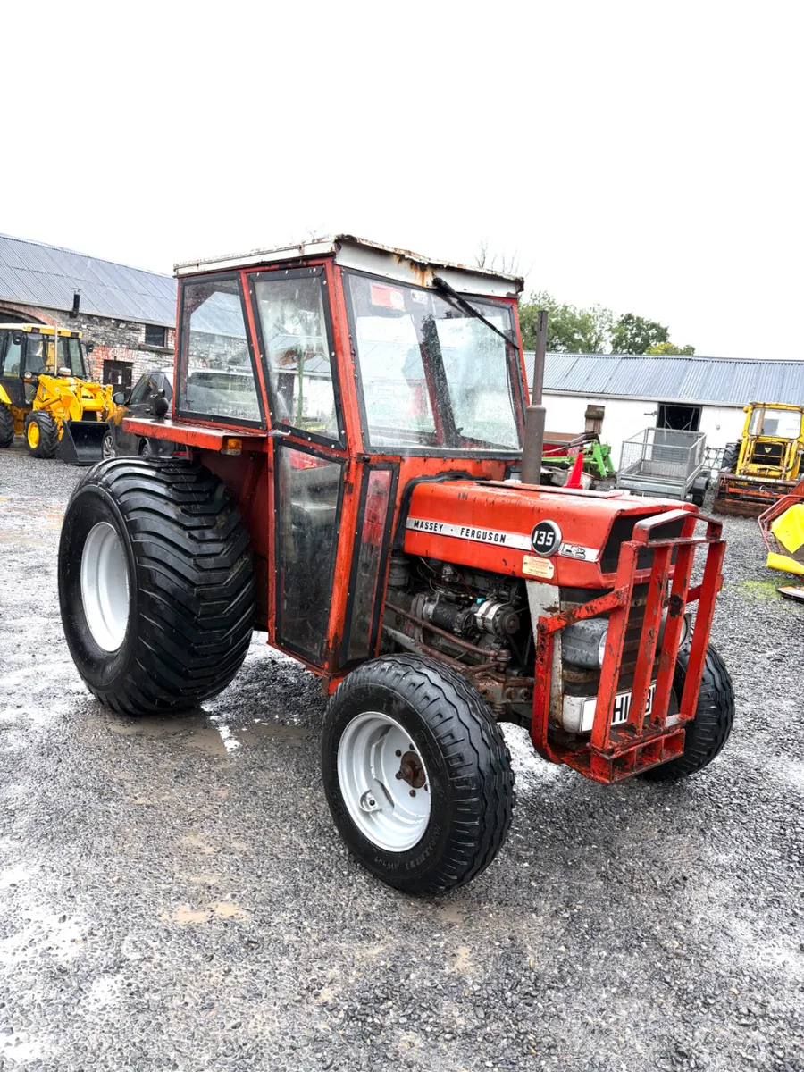 Massey Ferguson on grass wheels - Image 1