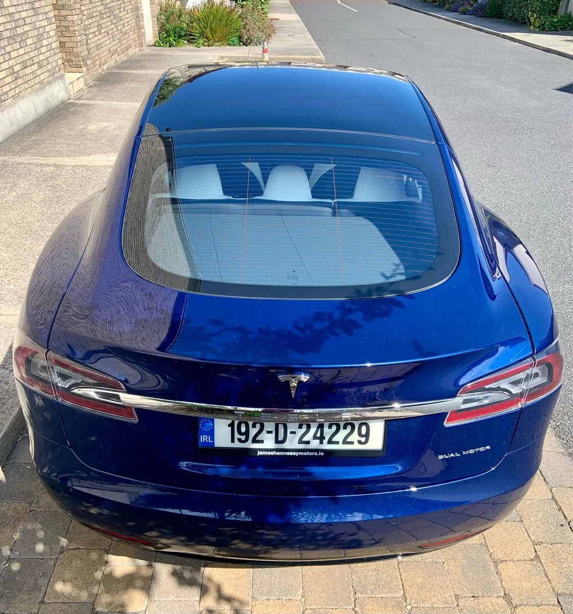Tesla Model S - Image 1