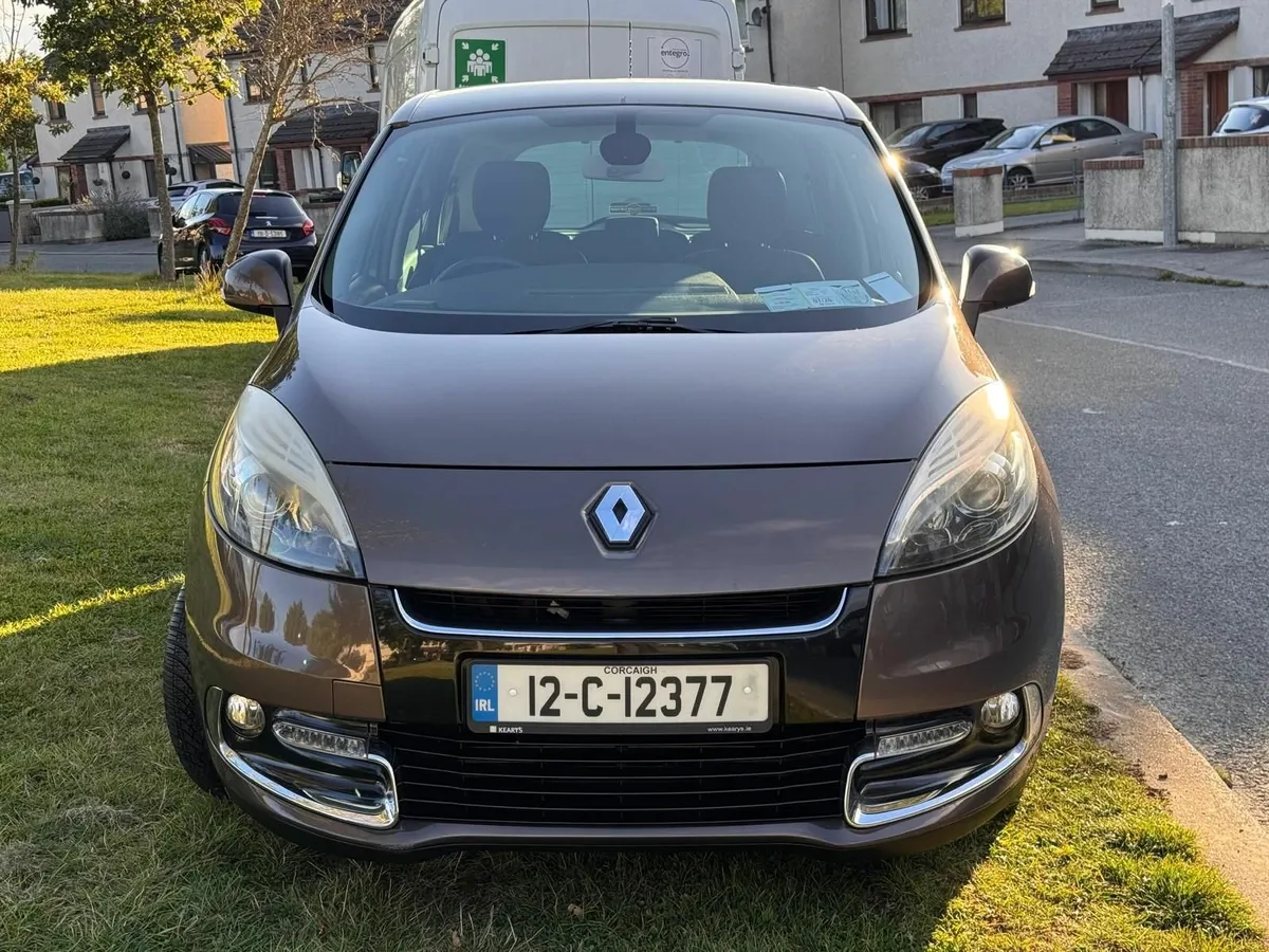 Renault Scenic 3, Automatic, 2012, 1.5Liter Diesel - Image 4