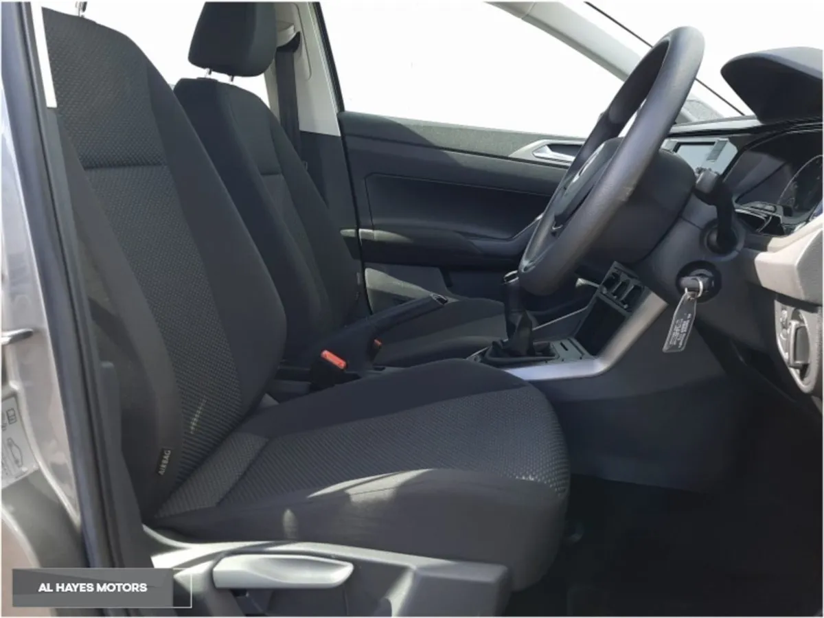 Volkswagen Polo  tiny Mileage 1.0 TSI 80hp - Image 4