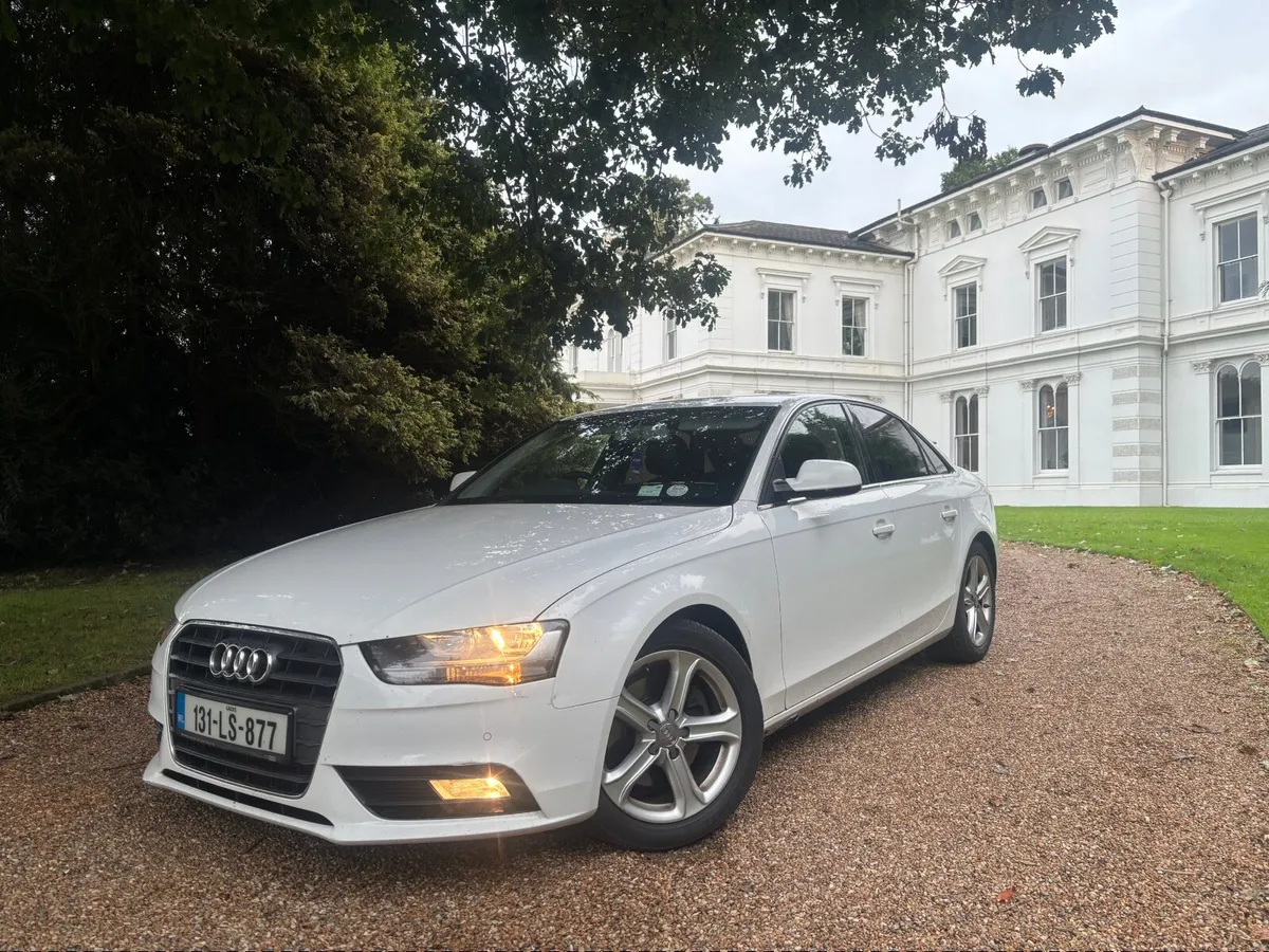 2013 Audi A4 TECHNIK model high spec 2.0 TDI 136 b - Image 2