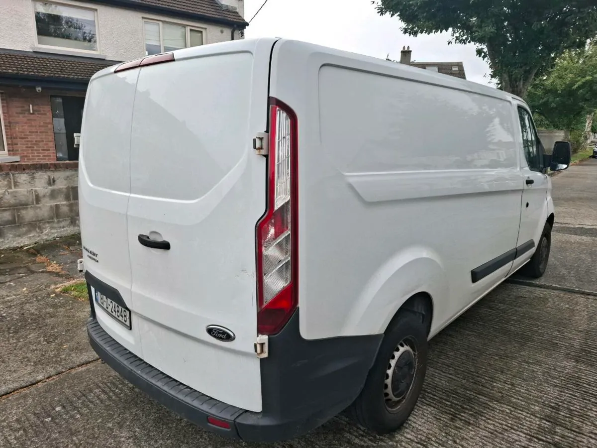 Ford Transit custom - Image 4