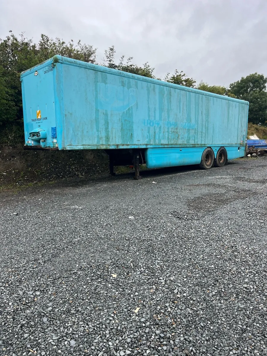 40 foot box body trailer - Image 1