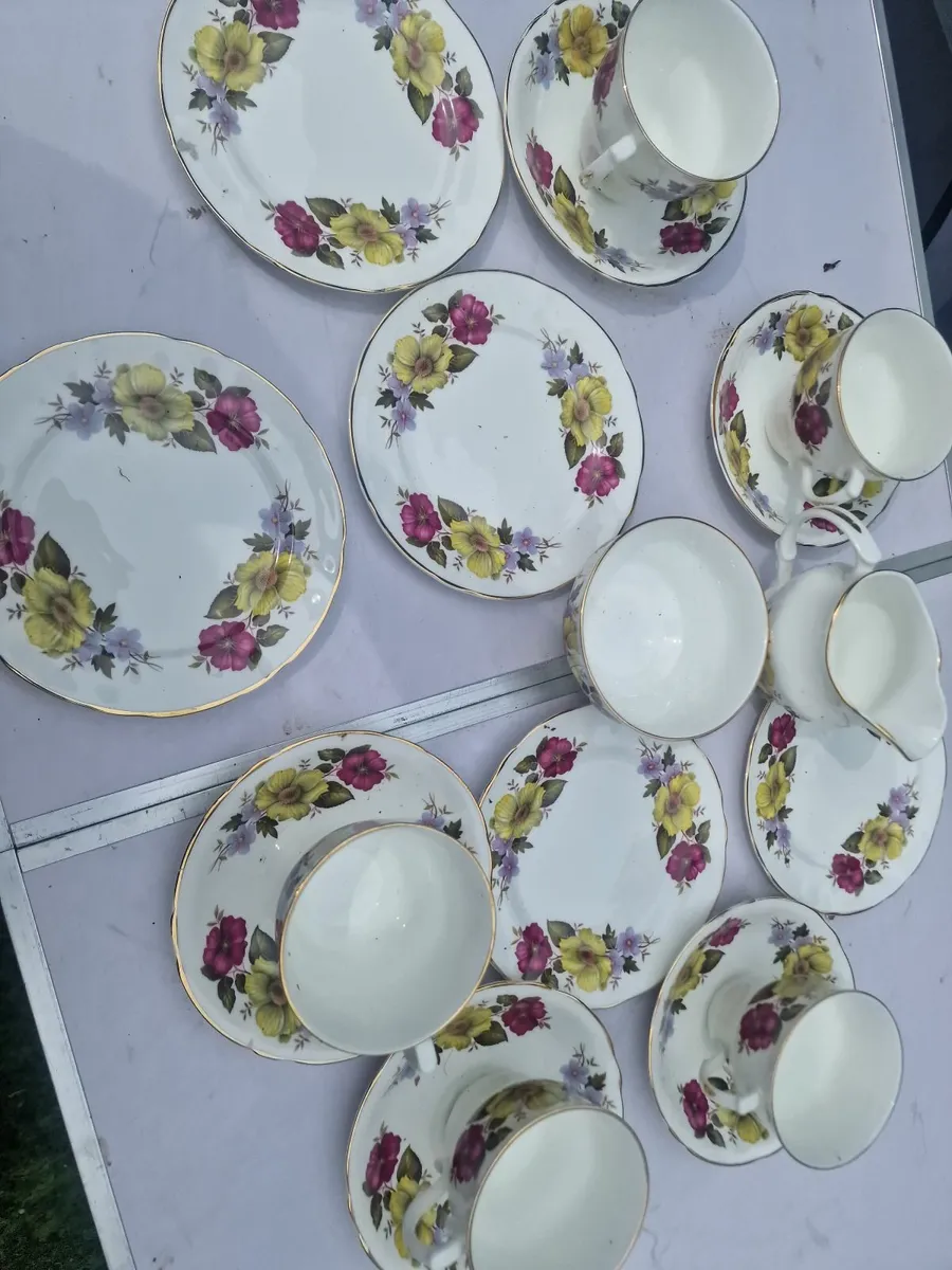 Arklow china tea set - Image 1