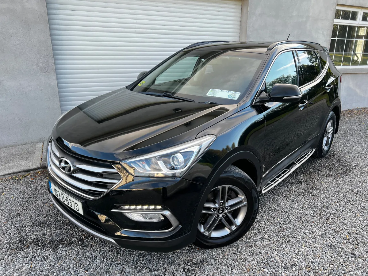 2016 Hyundai Santa Fe 2.2L CRDi - 7 Seater - Image 3