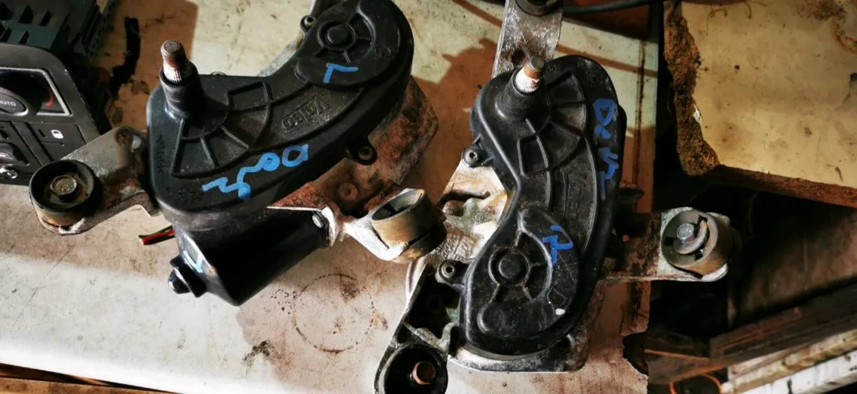 Car parts - Image 2
