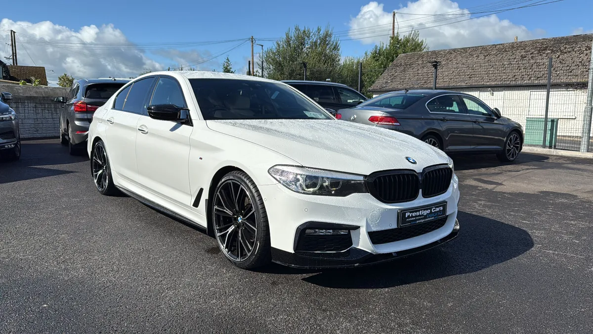181 BMW 520 D M SPORT AUTO,M PERFORMANCE KIT,WHITE - Image 1