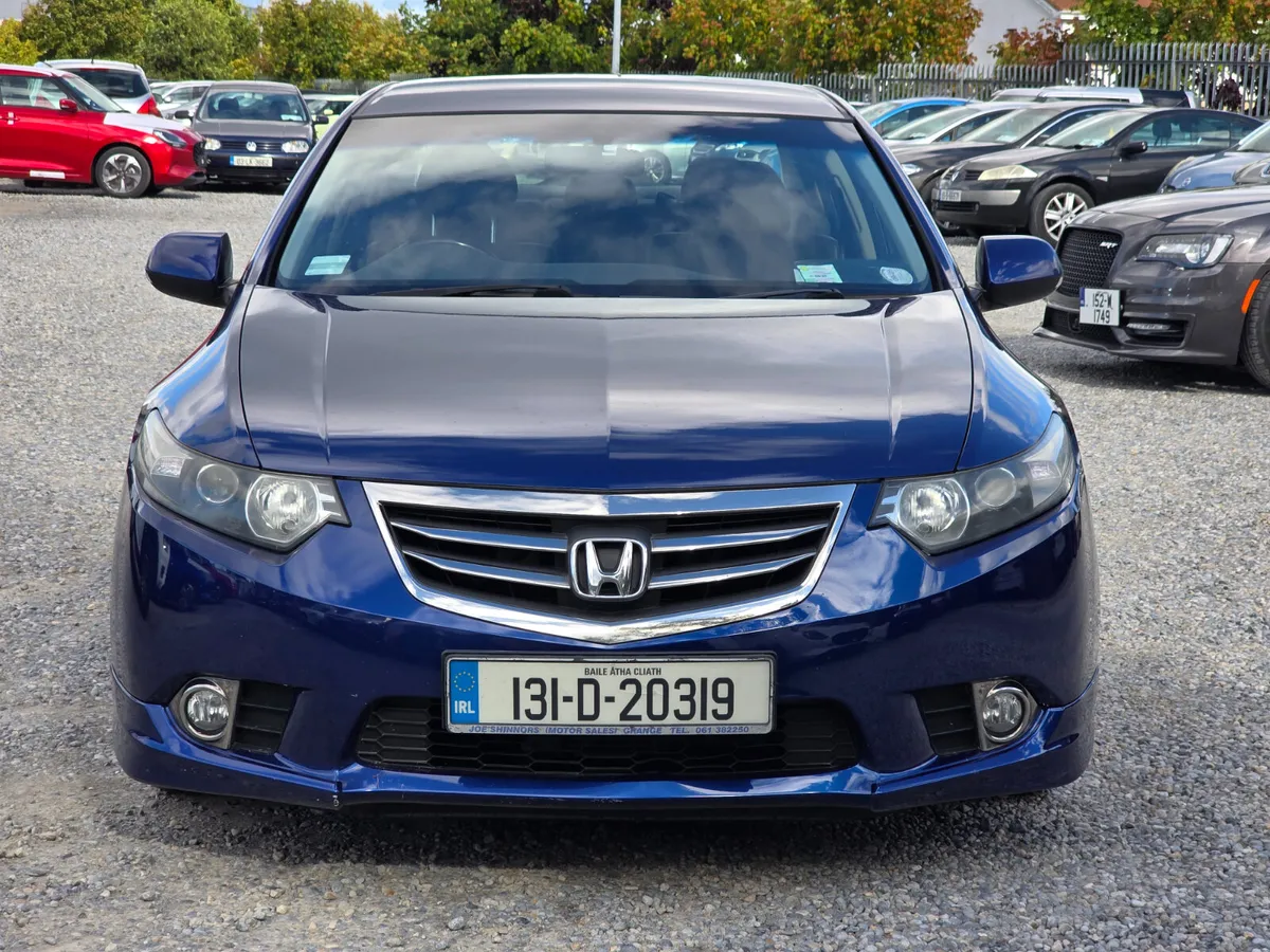 Honda Accord 2013 - Image 2