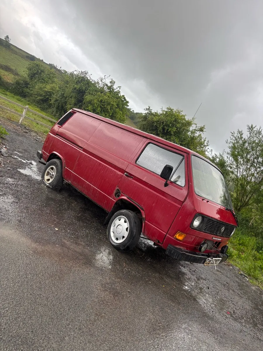 T25 transporter - Image 1