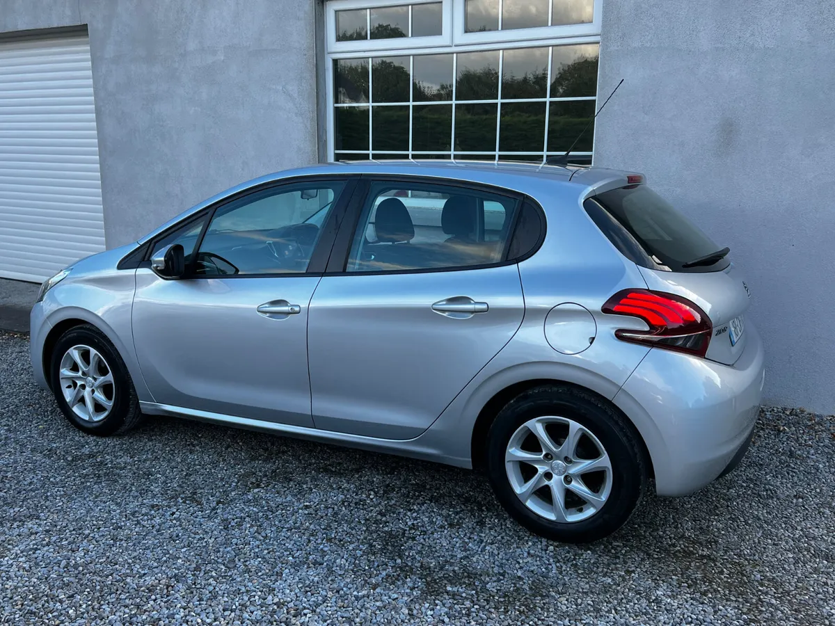 2018 Peugeot 208 1.2L Petrol Active - Image 3