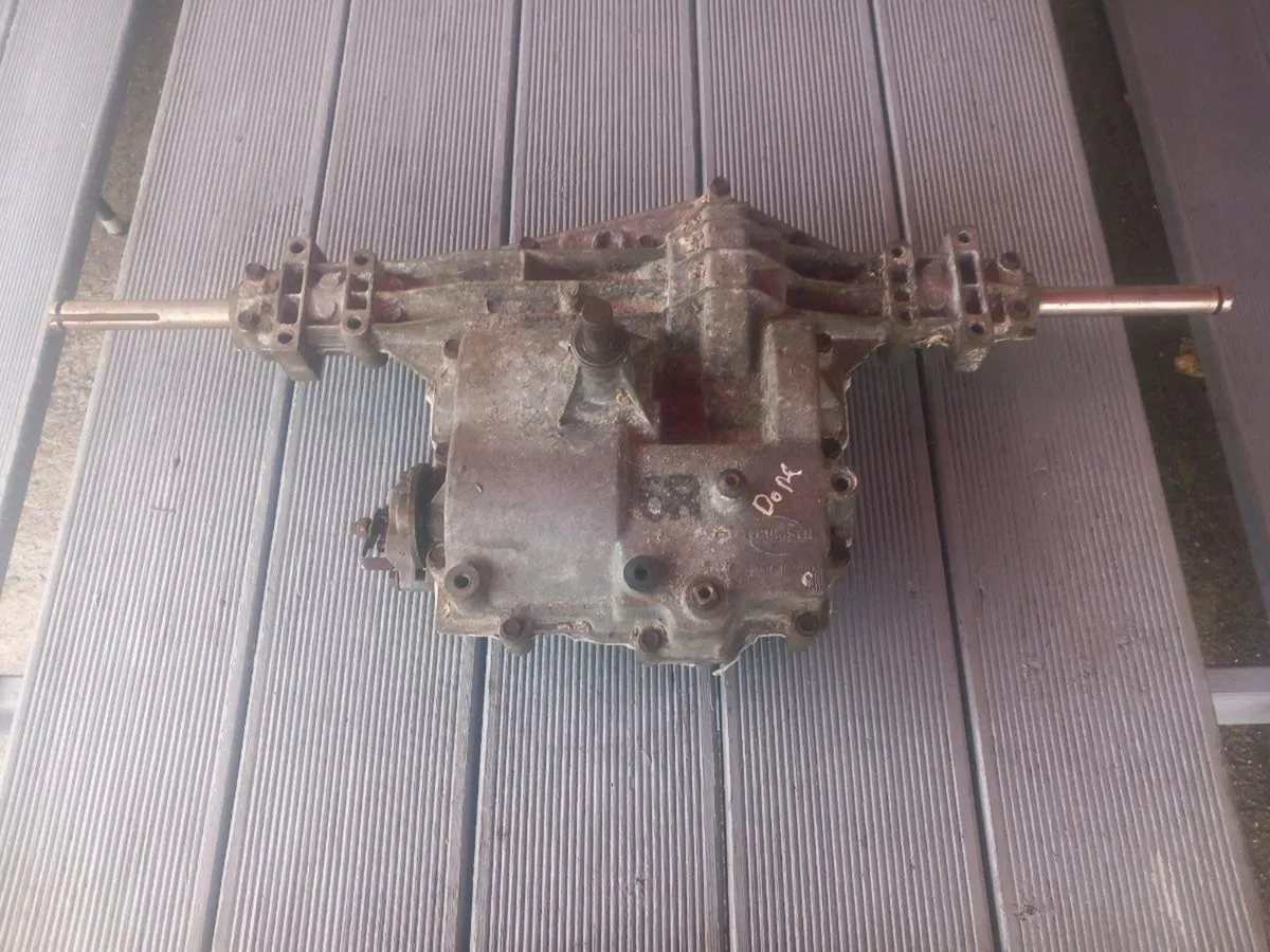 Husqvarna/peerless manual gearbox for sale - Image 1