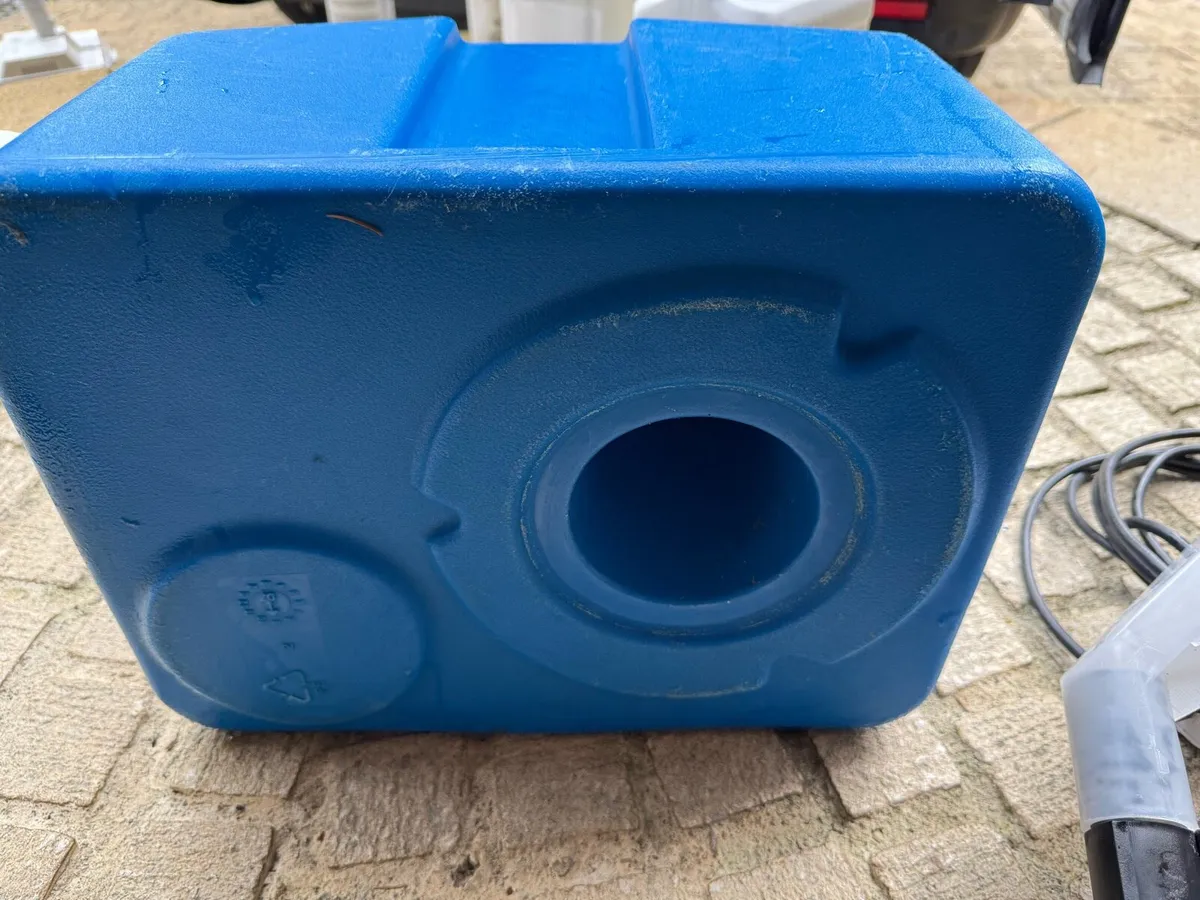 Spot cleaning machine - Image 3